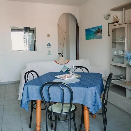 Stella Di Mare 公寓 *